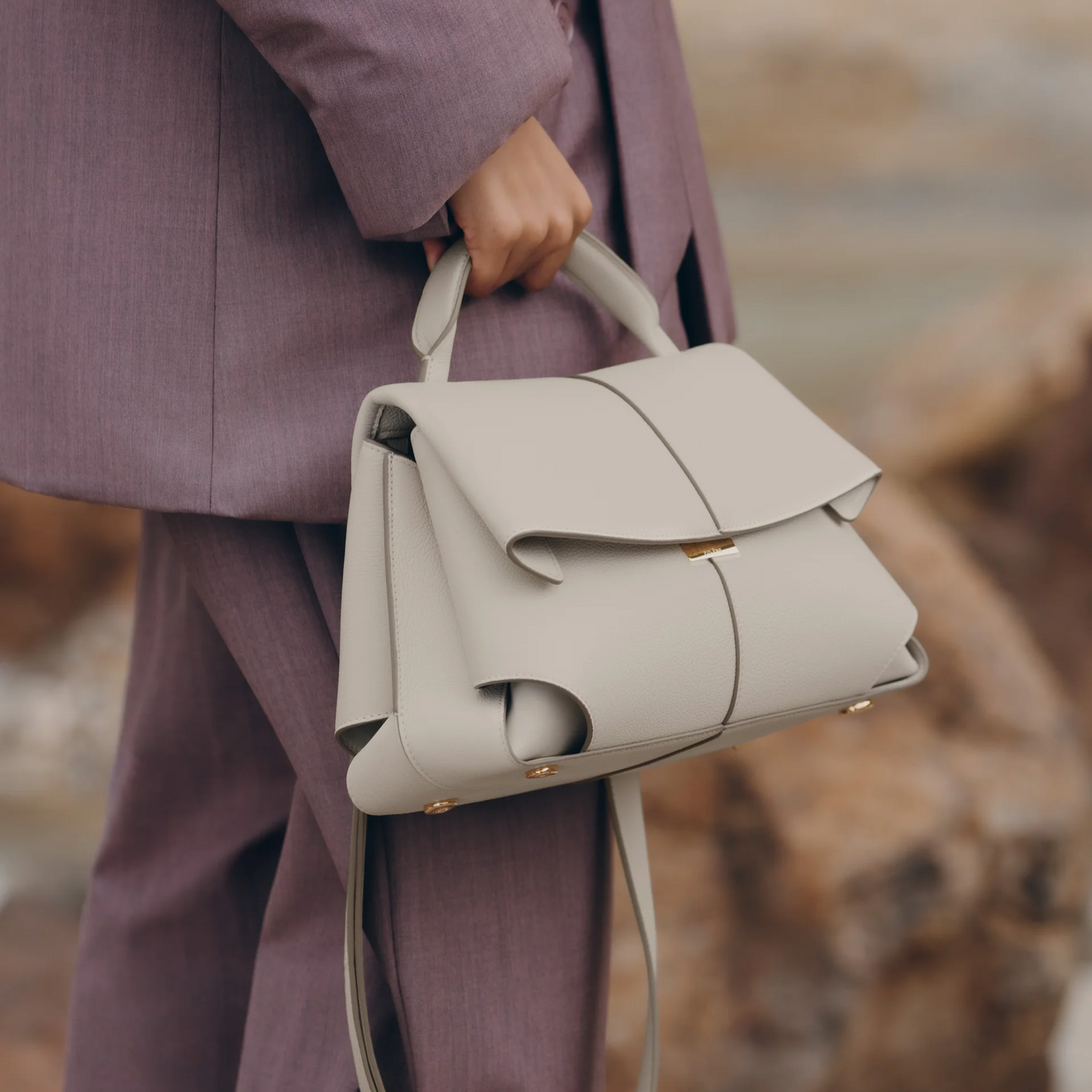 Elegant Ivory Leather Handbag