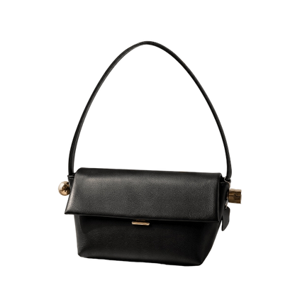 Minimal Black Bag, Maximum Style
