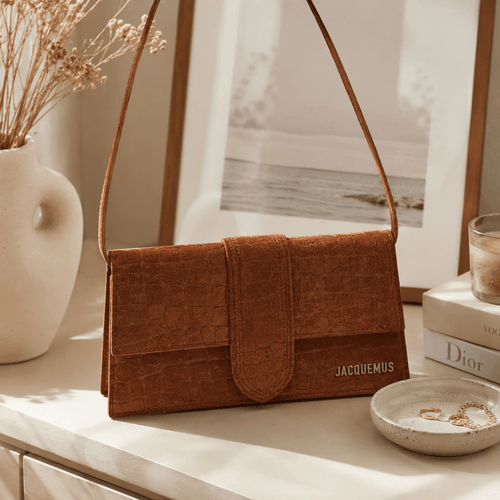 Elegant Croc-Embossed Shoulder Bag