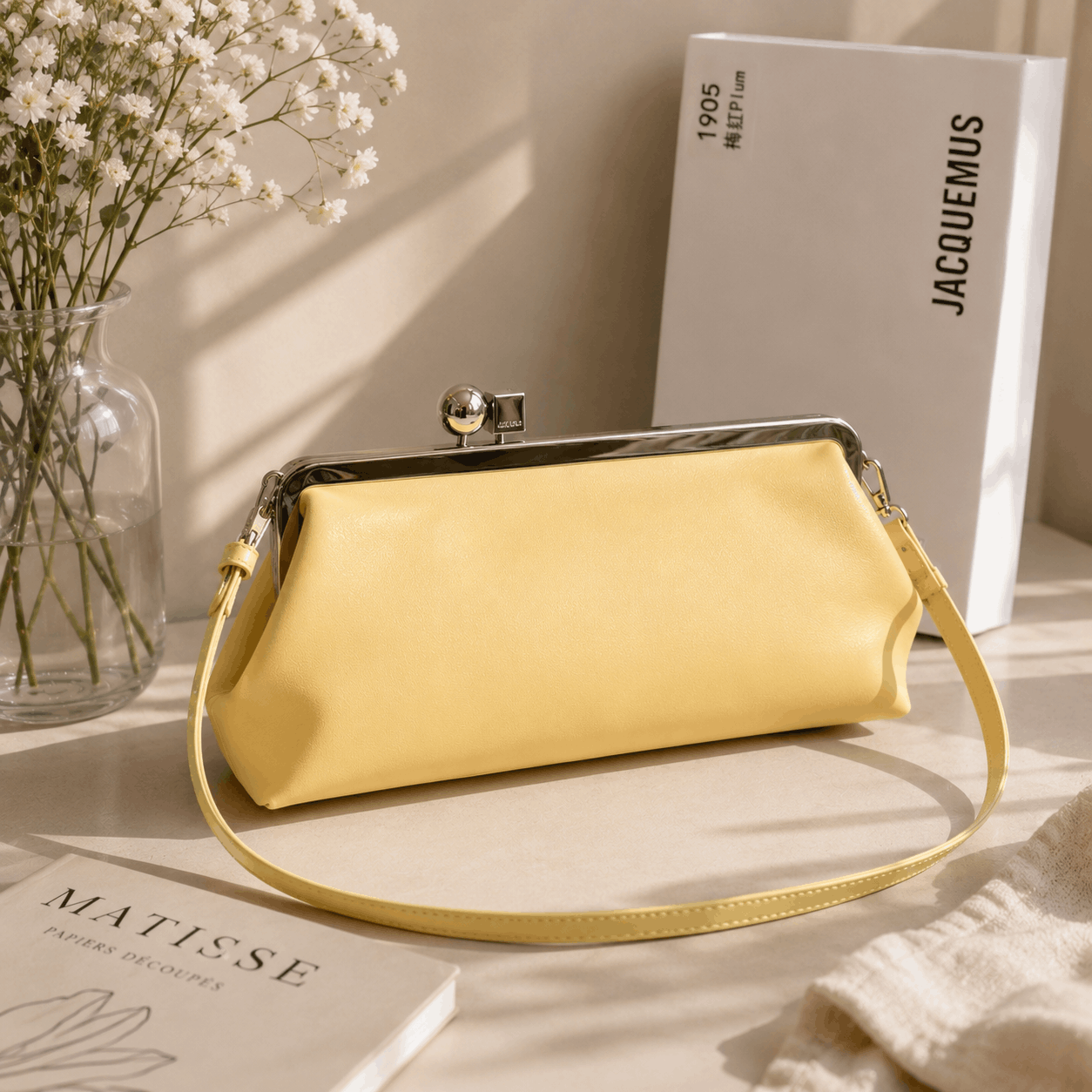 Vintage Frame Shoulder Bag