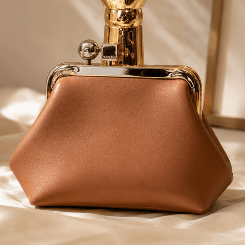 Vintage-Inspired Leather Clutch Bag