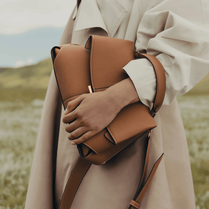 Elegant Leather Top Handle Bag